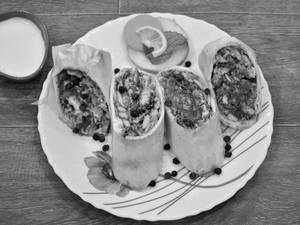 Black Shawarma Roll