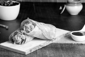 Paneer Tikka Wheat Roll