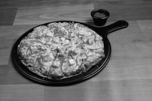 Desi Fiesta Paneer Pizza