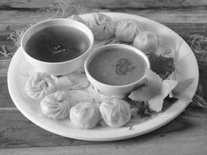 Paneer Steamed Momos (10 Pcs)