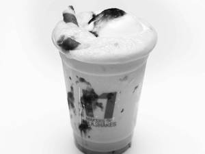 Blackcurrant Crunch Thickshake