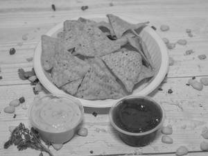 Nachos with Cheese & Salsa Dip