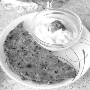 Mix Grain Paratha (2 Pcs)