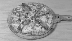 Tandoori Paneer Pizza