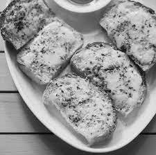 Garlic Bread 'N' Cheese