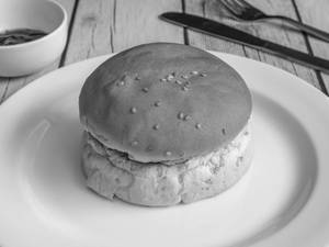 Honey Bees Special Chicken Burger