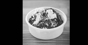 Brownie With Chocolate Sauce