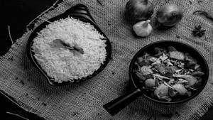 Mushroom Do Pyaza Meal