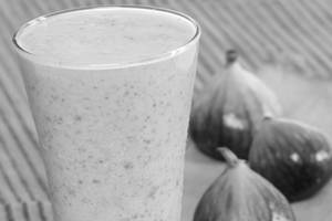 Anjeer Milkshake