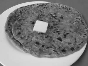 Onion Paratha (1pc)