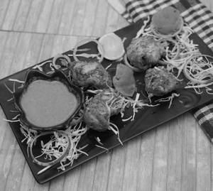 Chicken Lehsuni Tikka