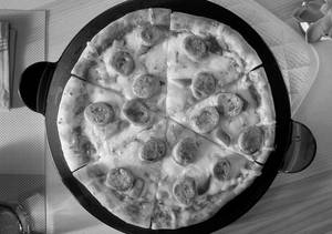 Chicken Sausage Pizza 10"