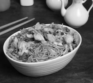 Hakka Chicken Noodles 