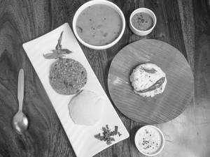Mini Idli, Mini Dal Vada & Mini Upma Combo         