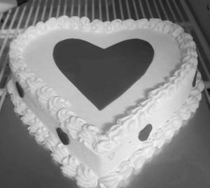 Heart Shaped Vanilla Cake