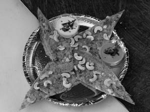 Kaju Dosa (Served with chutney)
