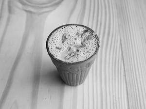 Kesar Chai (servers 2-3, 250 Ml)