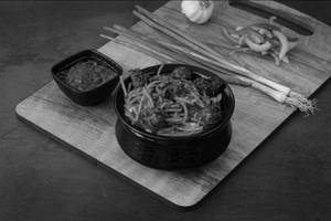 Schezwan Manchurian Noodles