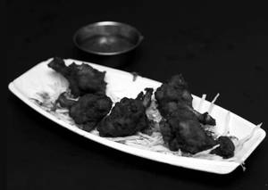 Chicken Lollipop (8 Pcs)