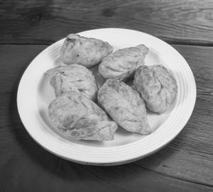 Chicken Fried Momos  (7 Pieces)