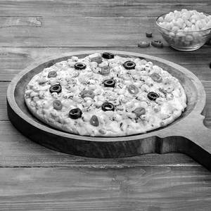 Cheesy Corn Delight Pizza