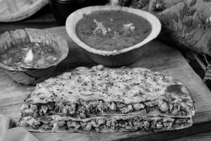 Chicken Kulcha With Gravy