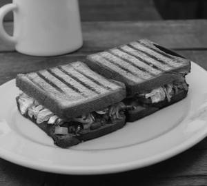 Egg Sandwich[~630kcal]