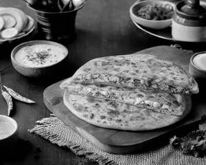 Paneer paratha