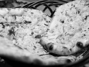 Cheese Garlic Naan