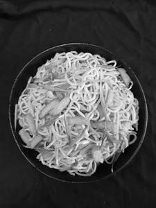Vegetable Noodles With Mock Meat