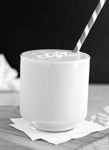 Vanilla Milkshakes