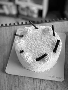 Tender Coconut Cake 500 Gms