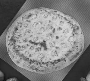 Paneer And Cheese Pizza