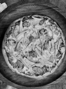 Meat Fiesta - Chicken Pizza