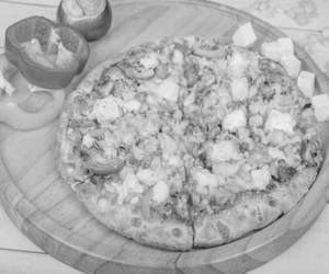 Simply Tomato Pizza