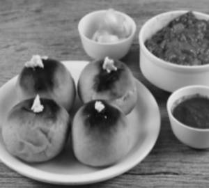 Paneer Baati 4 Pcs +  Chokha Spl