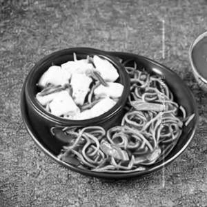 Paneer Schezwan Noodles