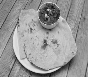 Chicken Curry Naan Combo