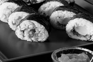 Veg Tempura [serves 1-2] [8 Piece]