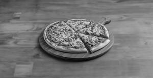 Onion + Sweet Corn Pizza