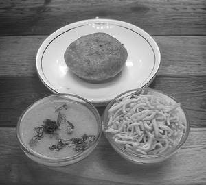 Khasta Kachori With Kadi