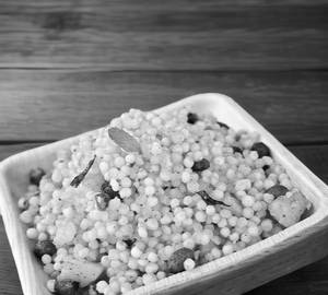 Sabudana Kichidi Bowl