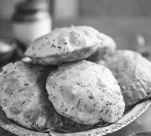 Methi Puri (4pcs)