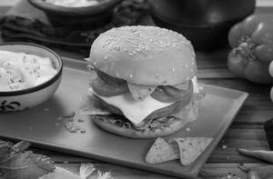 Nacho Salsa Burger