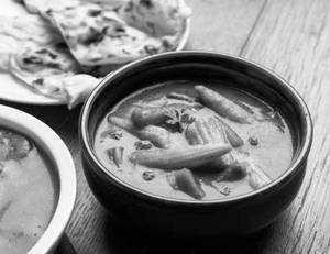 Babycorn Kadai With Two Roti 