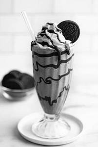 Oreo Milk Shake