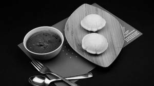 Idli With Coimbatore Curry