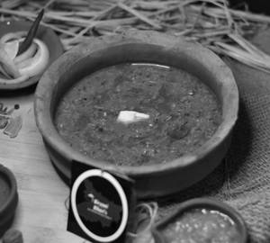 Special Chicken Keema Masala Pot