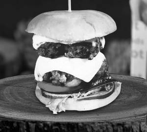 Jumbo Chicken Burger