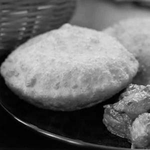 Radhabollovi 3 PC + Aloo Dum